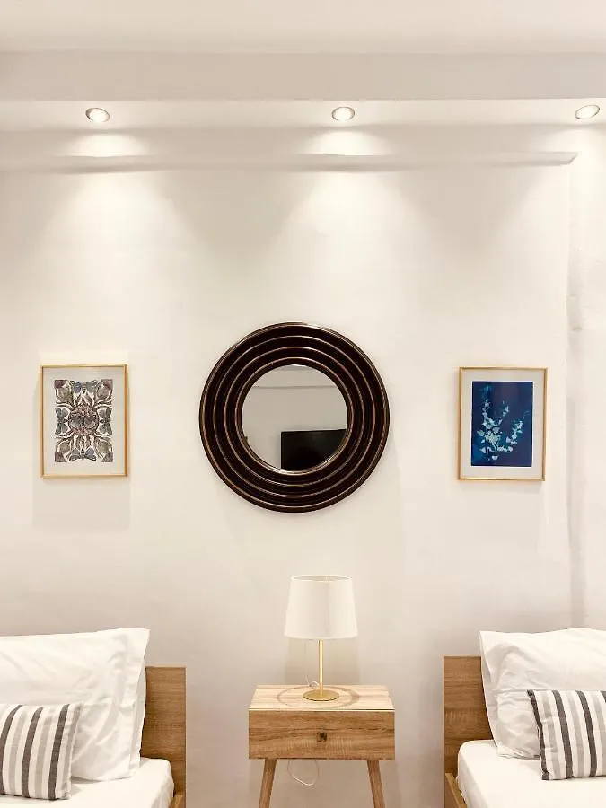 פוליכרונו Blue Marine Deluxe Apartment 0*,