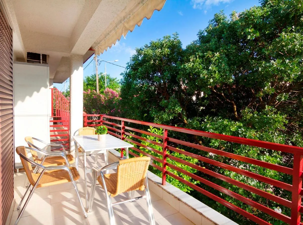 פוליכרונו Blue Marine Deluxe Apartment יוון